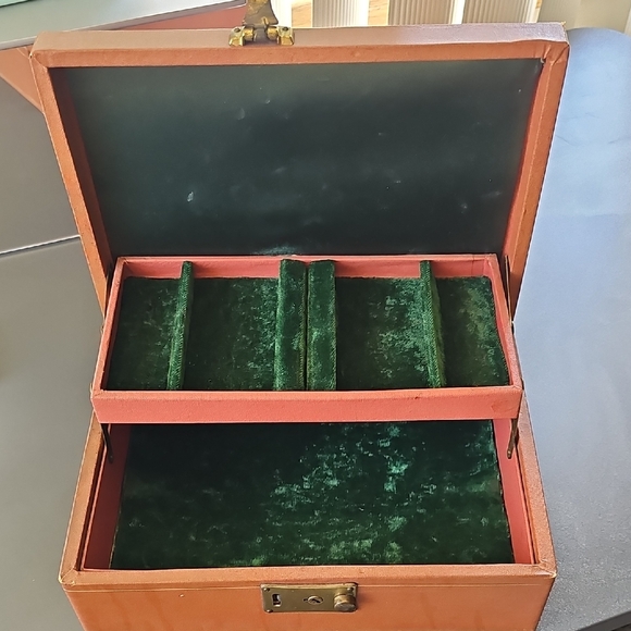 Vintage Brown Leather Jewelry Box Jewelry Organizers